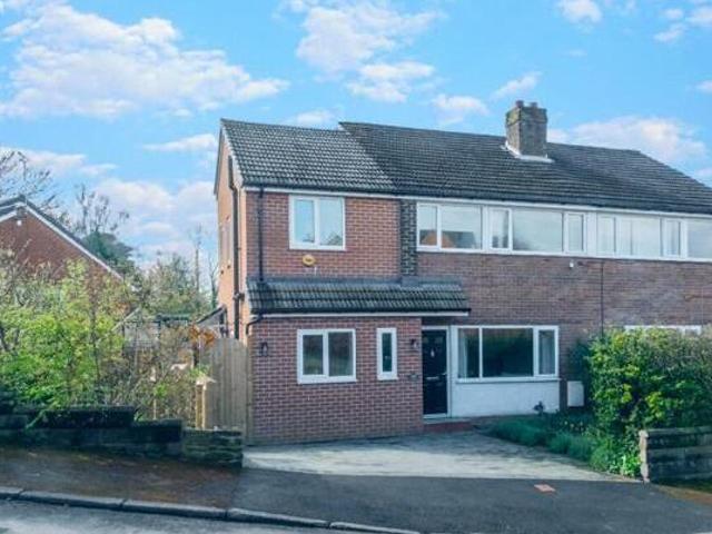 House for sale in Cleckheaton, West Yorkshire
