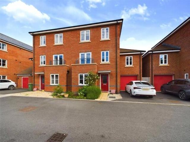 Farm for sale in Taylor's Yard, Cheltenham