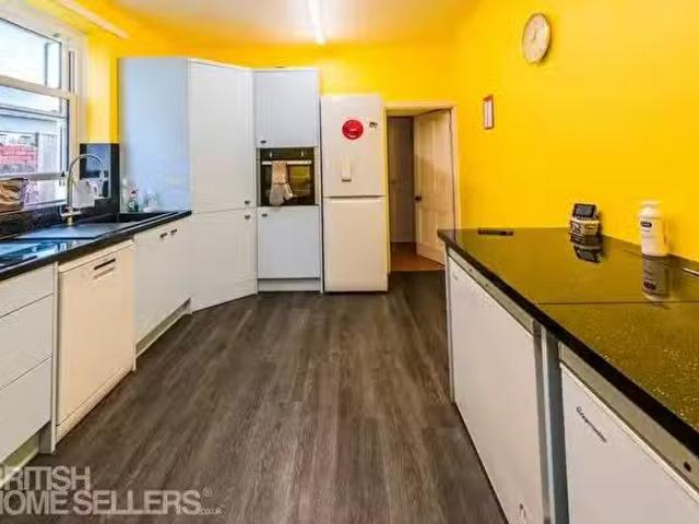 House for sale in Glanaman