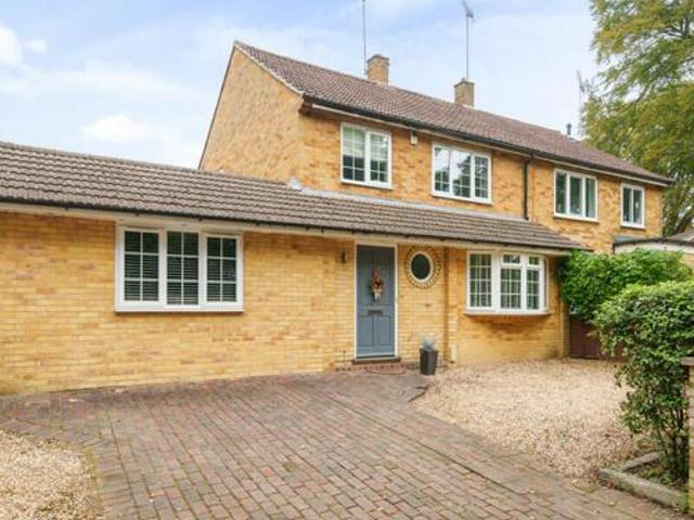 House for sale in Crowthorne