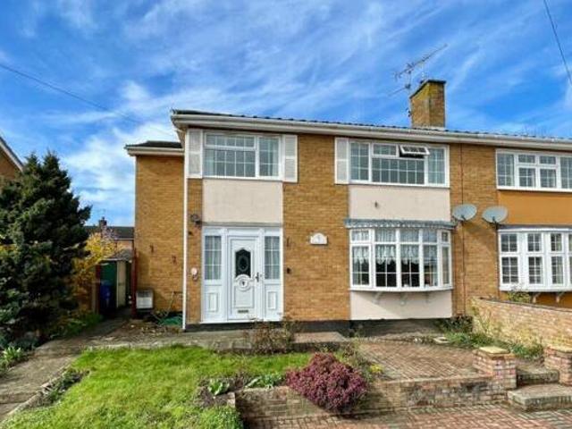House for sale in Crowthorne