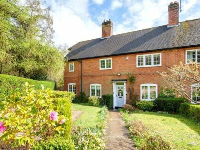 House for sale in Crowthorne