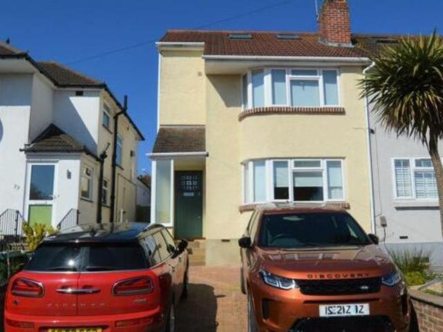House for sale in Batchworth, Hertfordshire