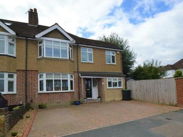 House for sale in Batchworth, Hertfordshire