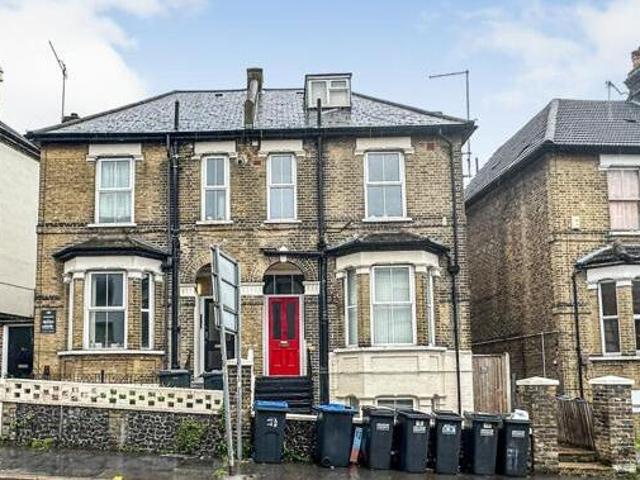 House for sale in Surrey