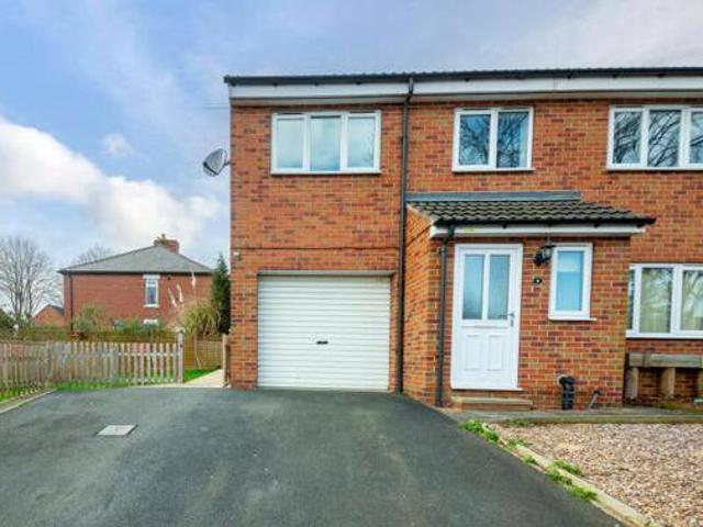 House for sale in Darfield, South Yorkshire