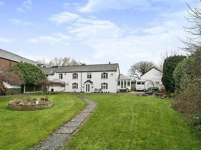 House for sale in Denbigh, Wales