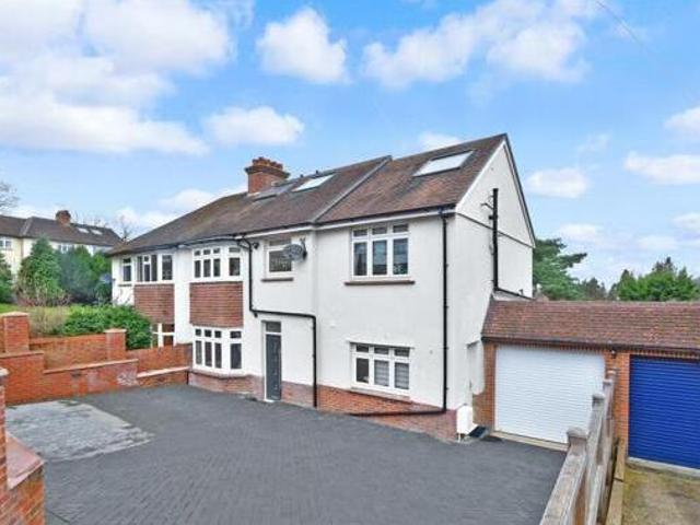 House for sale in Pachesham Park, Surrey