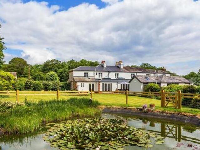 House for sale in Pachesham Park, Surrey