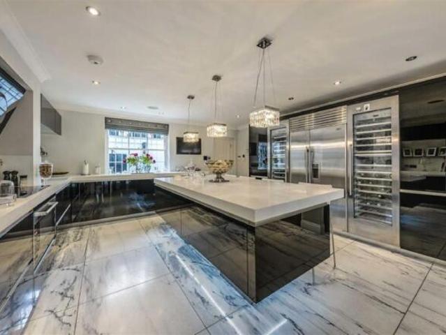 Farm for sale in Royal Borough of Kensington and Chelsea, Greater London