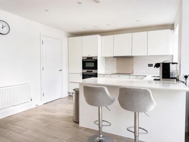 Farm for sale in Hawkenbury, Sandown Park