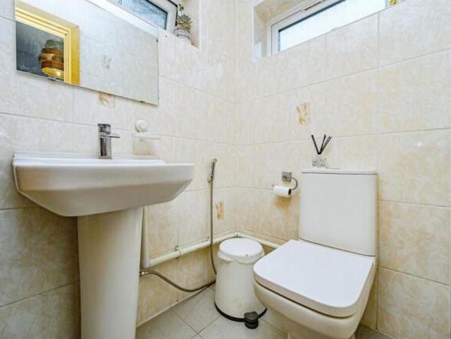 Farm for sale in Luton