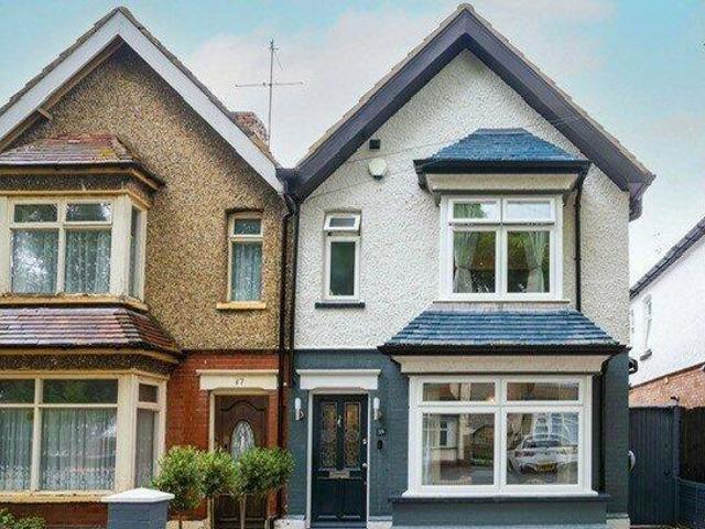 House for sale in Dunstable, Bedfordshire