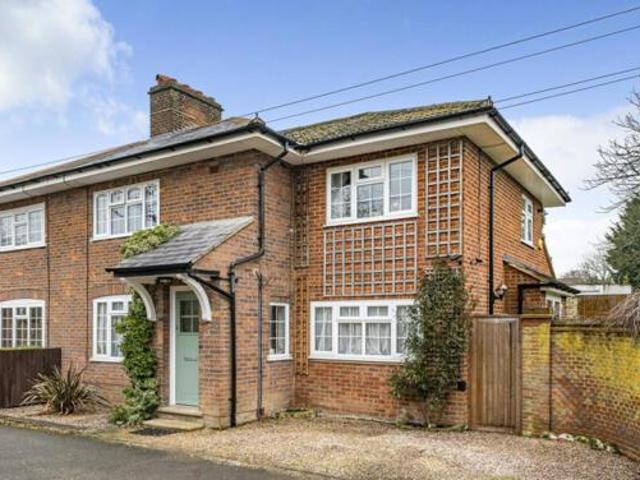 House for sale in Dunstable, Bedfordshire