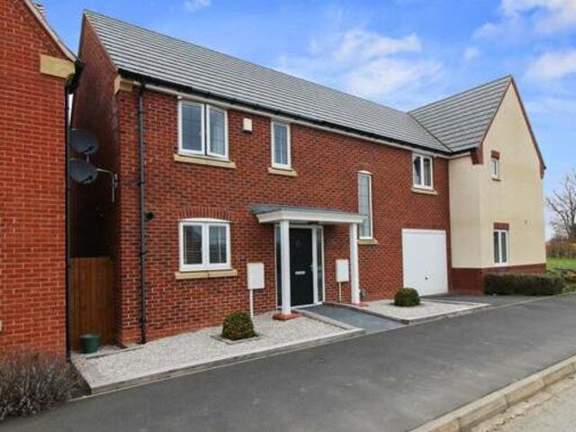 House for sale in Loundsley Green, East Midlands