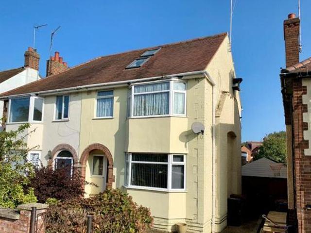 House for sale in Northampton, Northamptonshire
