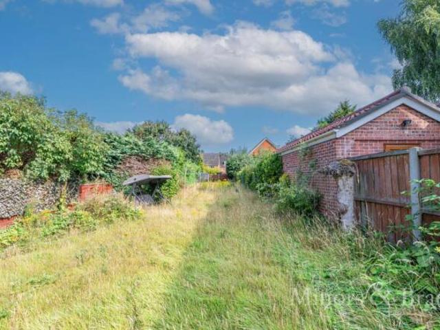 Farm for sale in Earlham, Norwich