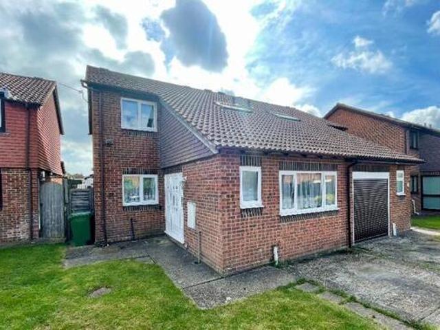 House for sale in Hamlands, Eastbourne