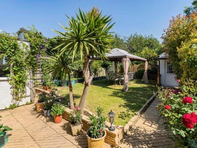 Farm for sale in Cat Hill