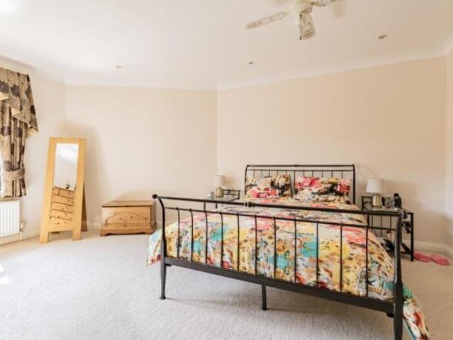 Farm for sale in Bexleyheath, Greater London