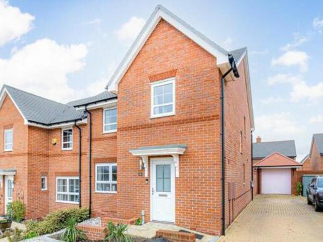 House for sale in Oad Street, Kent