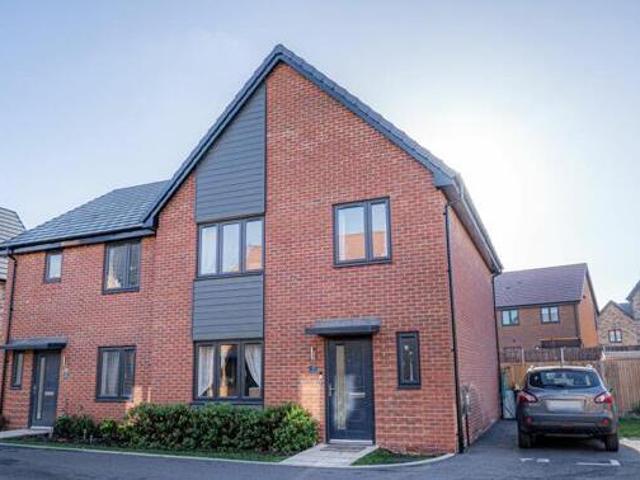 House for sale in Oad Street, Kent