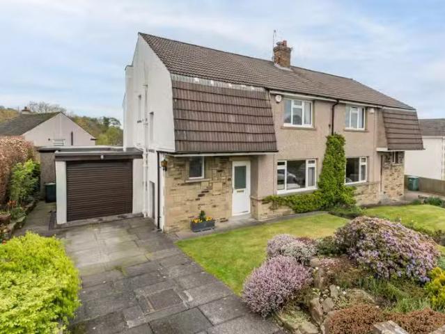 House for sale in Wilsden, Harden