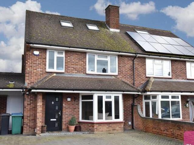 House for sale in North Watford, Hertfordshire