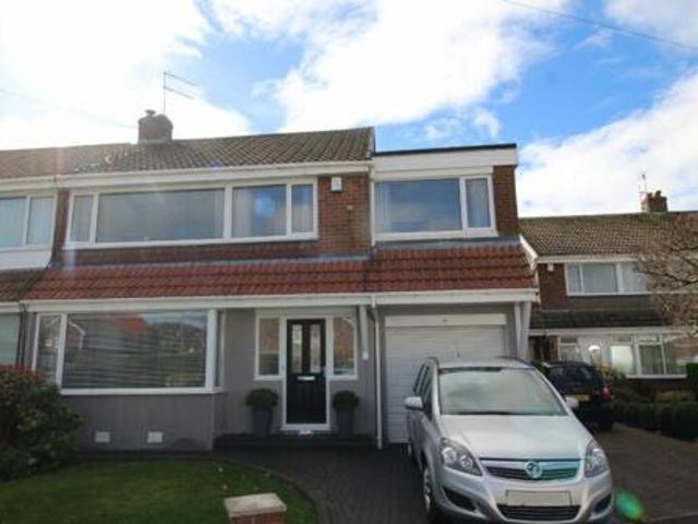 House for sale in Amazon Gateshead, Gateshead