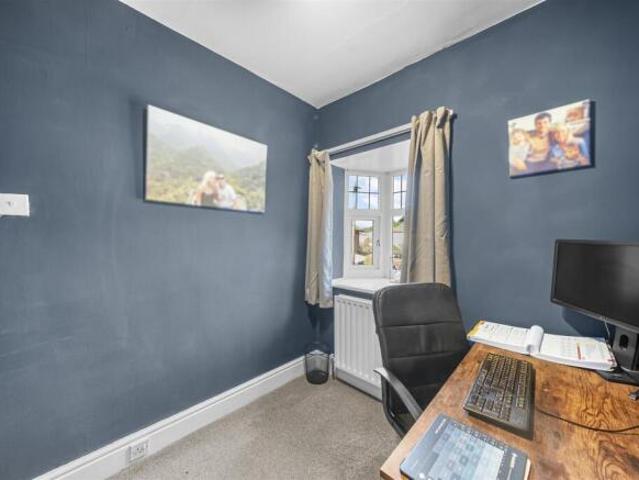 Farm for sale in West Chevin, Guiseley