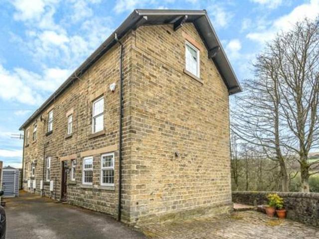 House for sale in Charlesworth, East Midlands