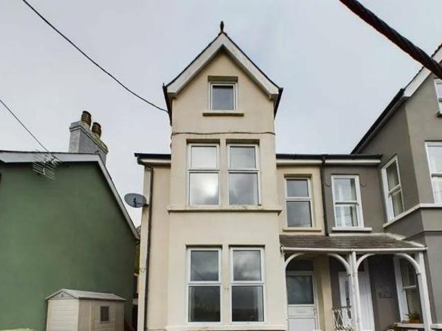 House for sale in Goodwick, Wales