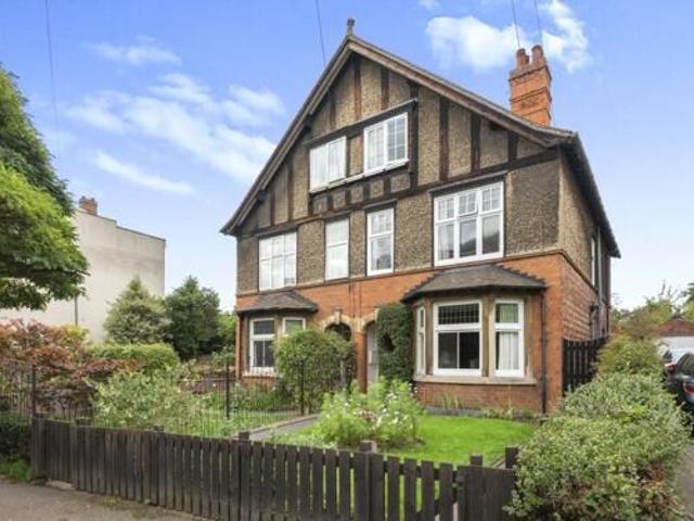 House for sale in Grantham, Barholm