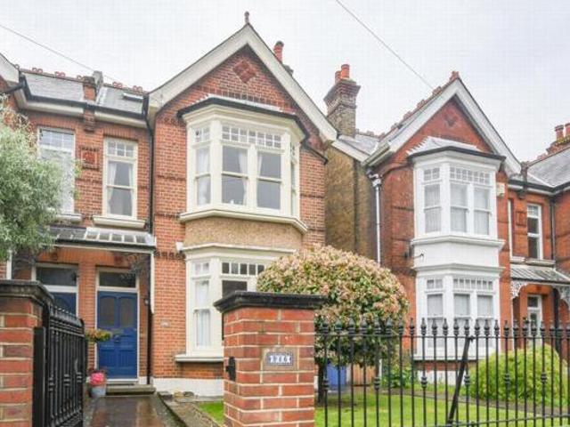 House for sale in Kings Farm, Hamerton