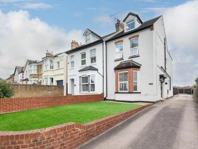 House for sale in Kings Farm, Hamerton