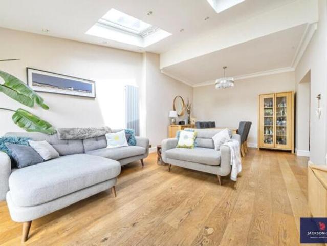 Farm for sale in Northampton, Northamptonshire