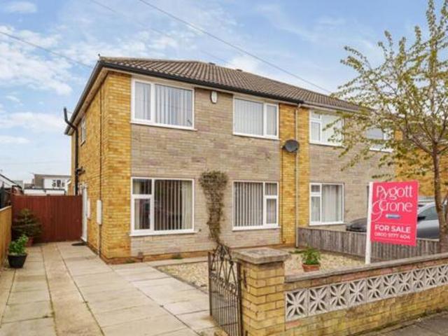 House for sale in Grimsby, North East Lincolnshire