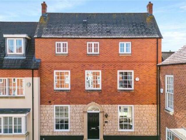 House for sale in Grimsby, North East Lincolnshire