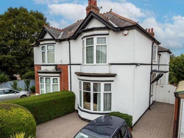 House for sale in Grimsby, North East Lincolnshire