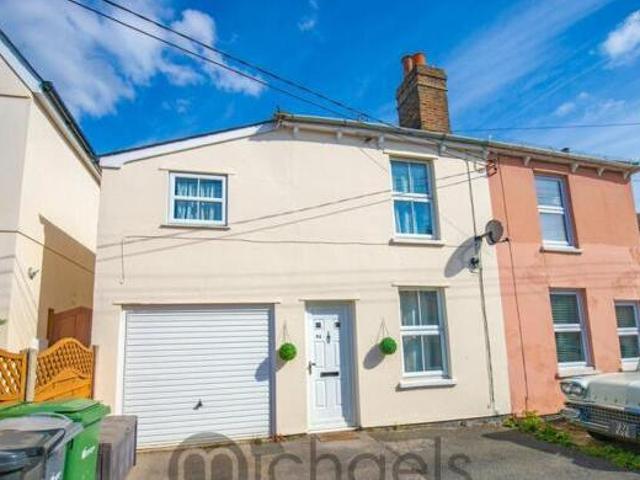 House for sale in Chipping Hill, Essex
