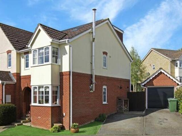 House for sale in Chipping Hill, Essex