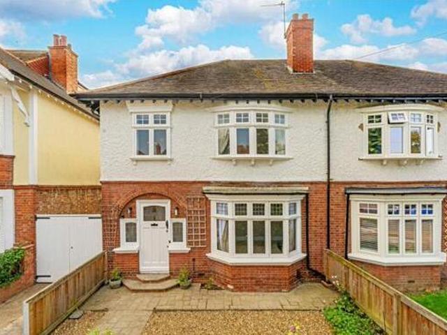 House for sale in London Borough of Hounslow, Feltham