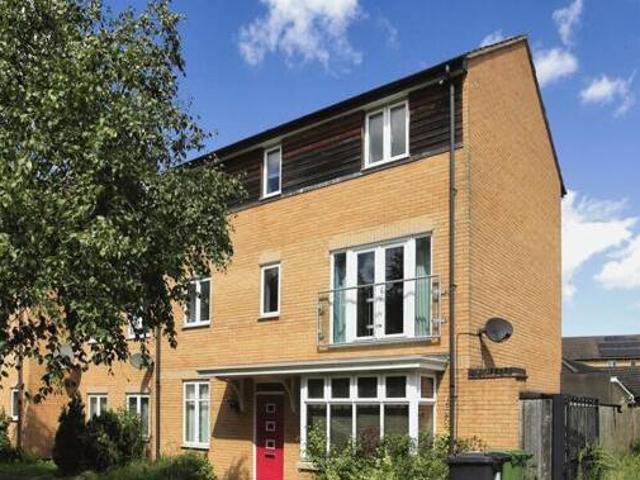 House for sale in Hampton Green, Cambridgeshire