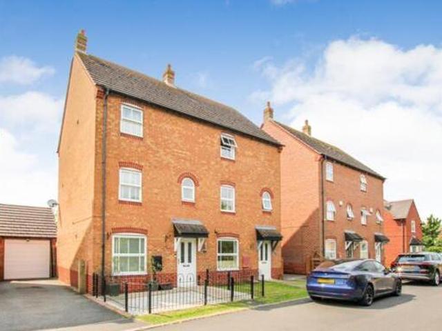 House for sale in Hampton Green, Cambridgeshire