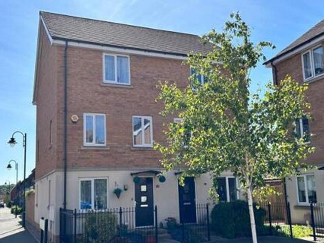 House for sale in Hampton Green, Cambridgeshire