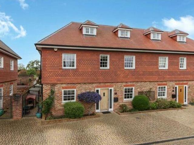 House for sale in Lyons, Greater London