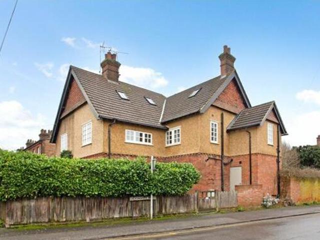 House for sale in Five Acres, Hertfordshire