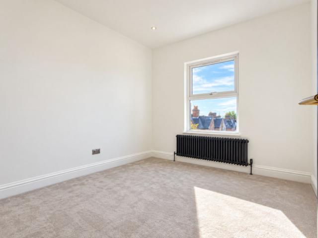 Farm for sale in Luton, England