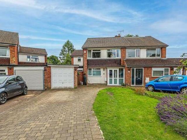 House for sale in Pouchen End, Hertfordshire