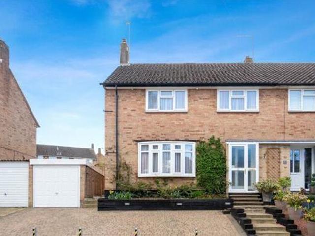 House for sale in Pouchen End, Hertfordshire